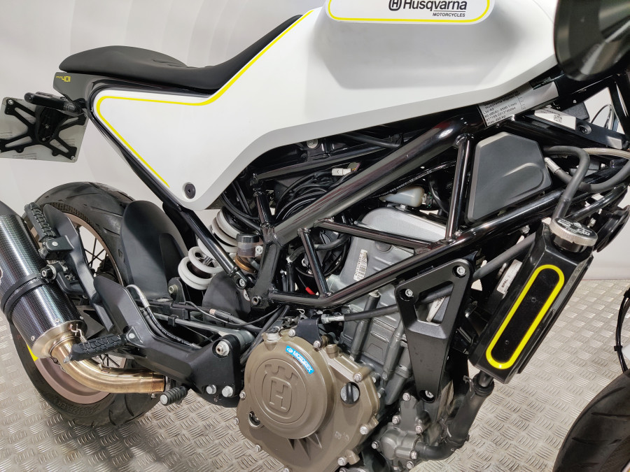 Imagen 12 de Husqvarna VITPILEN 401 Gasolina 42 CV