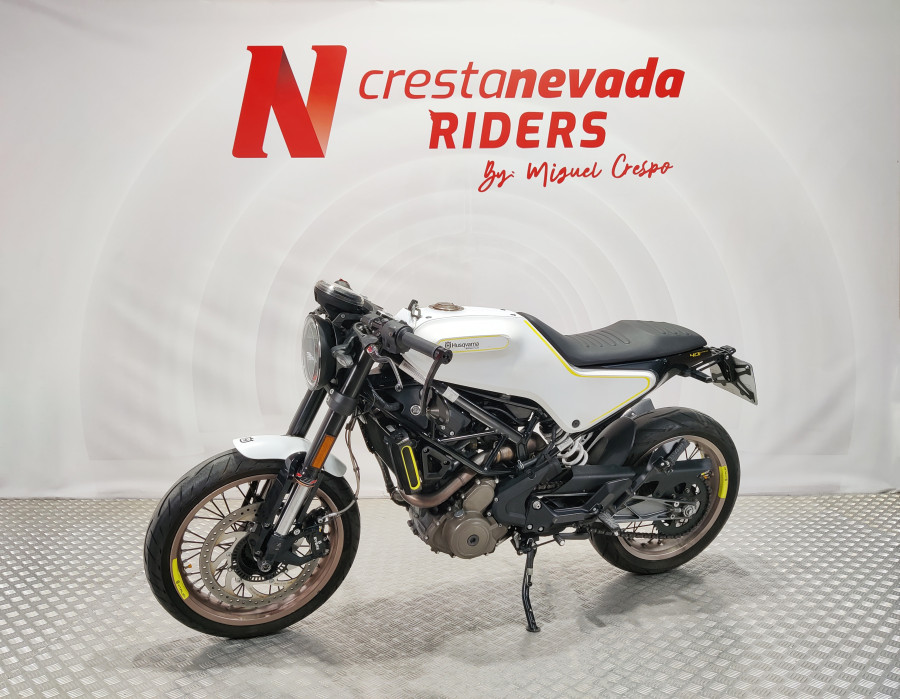 Imagen 4 de Husqvarna VITPILEN 401 Gasolina 42 CV