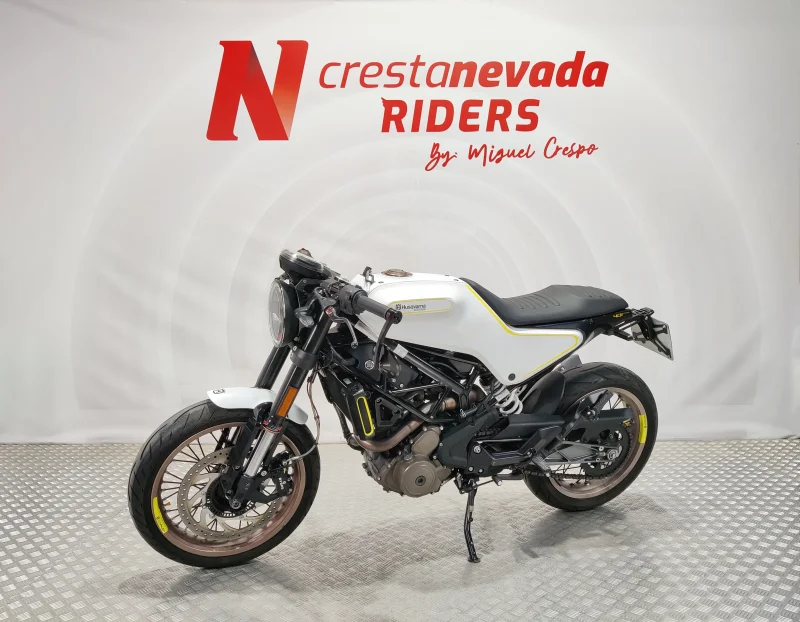 Imagen de Husqvarna VITPILEN 401