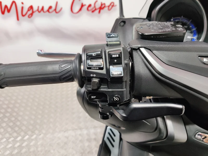 Imagen de Yamaha TMAX 560 TECH MAX