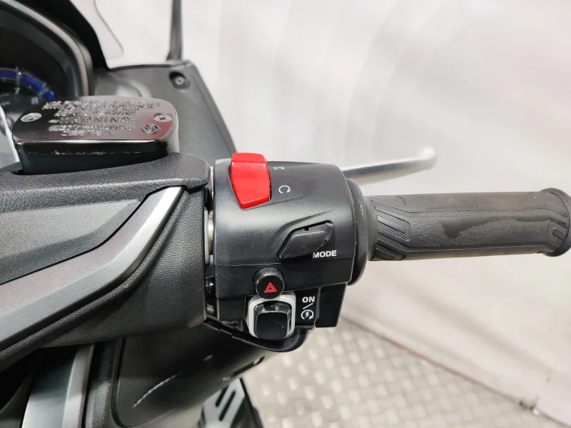 Imagen de Yamaha TMAX 560 TECH MAX