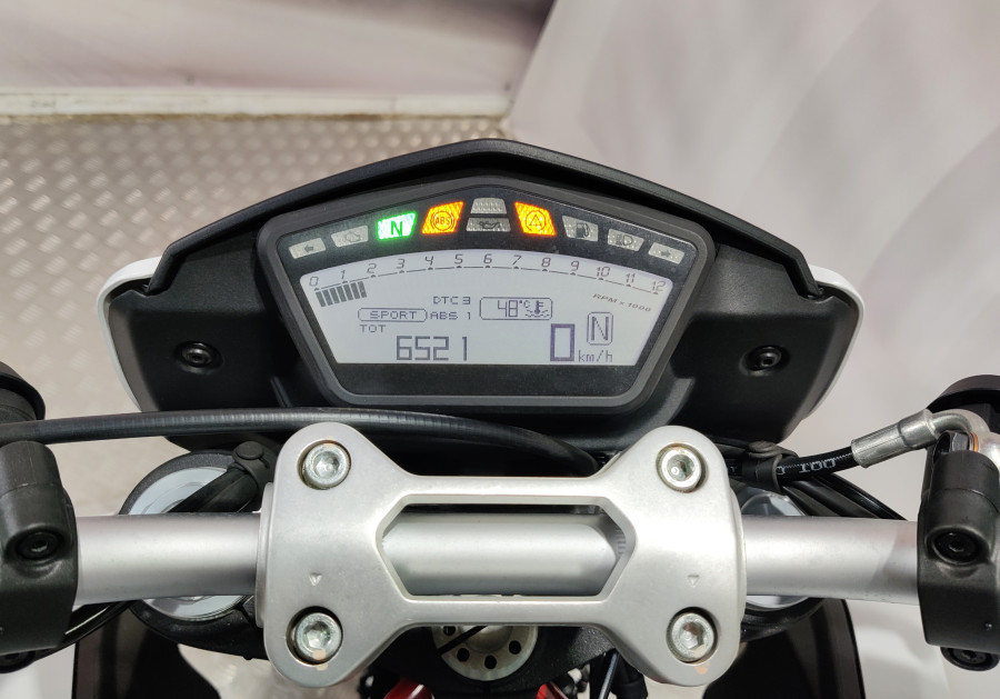 Imagen 2 de Ducati HYPERMOTARD 939 Gasolina 110 CV
