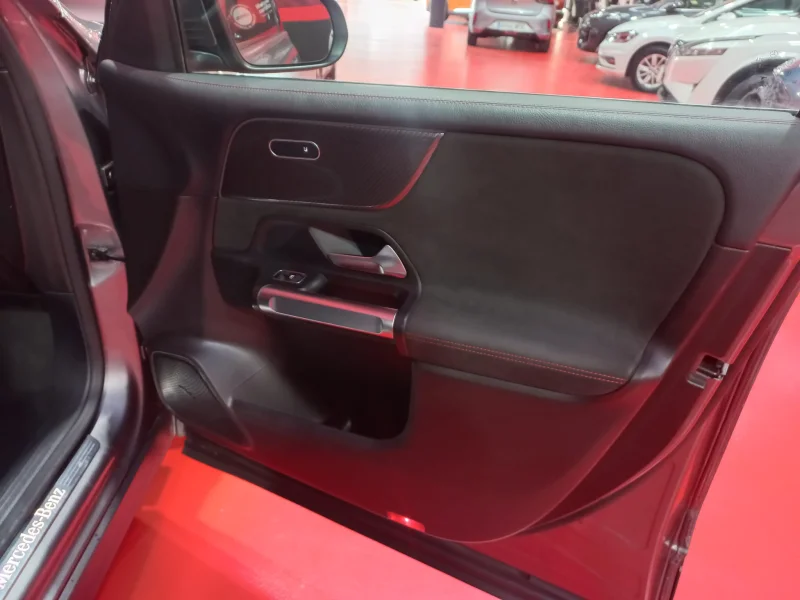 Imagen de mercedes-benz GLB