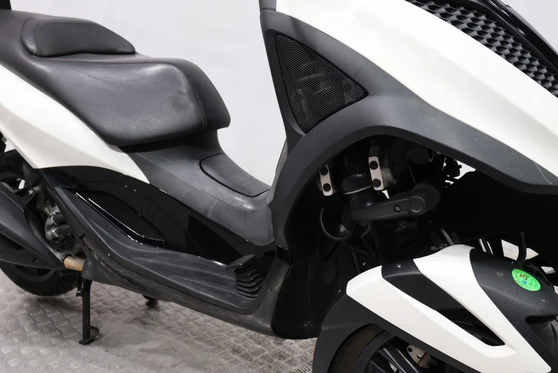 Imagen de Piaggio MP3 YOURBAN 300 LT