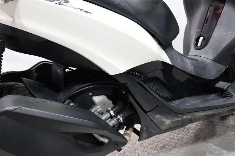 Imagen de Piaggio MP3 YOURBAN 300 LT