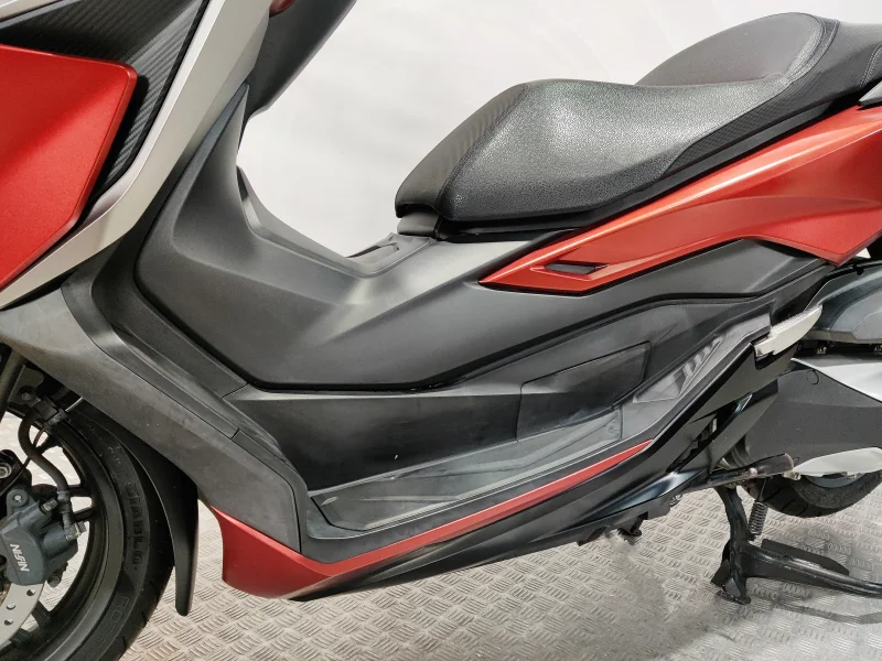 Imagen de Honda FORZA 350