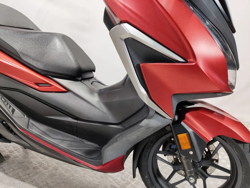 Imagen de Honda FORZA 350