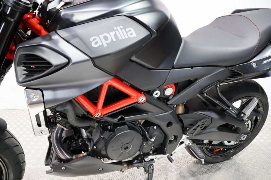 Imagen 13 de Aprilia SHIVER 900 Gasolina 48 CV