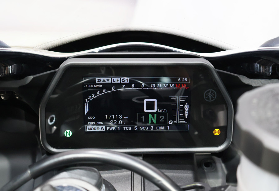 Imagen 2 de Yamaha YZF R1 Gasolina 200 CV
