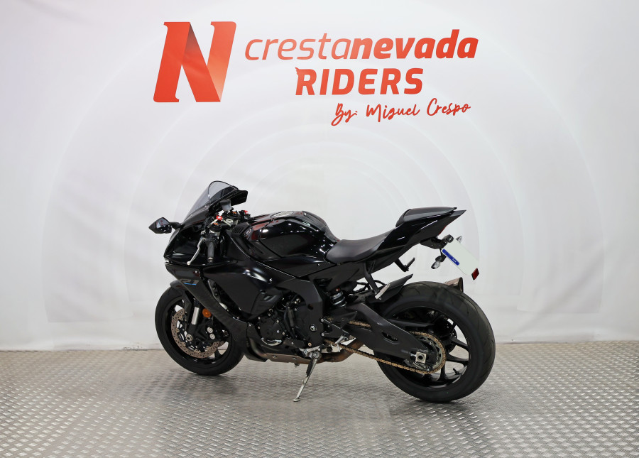 Imagen 10 de Yamaha YZF R1 Gasolina 200 CV