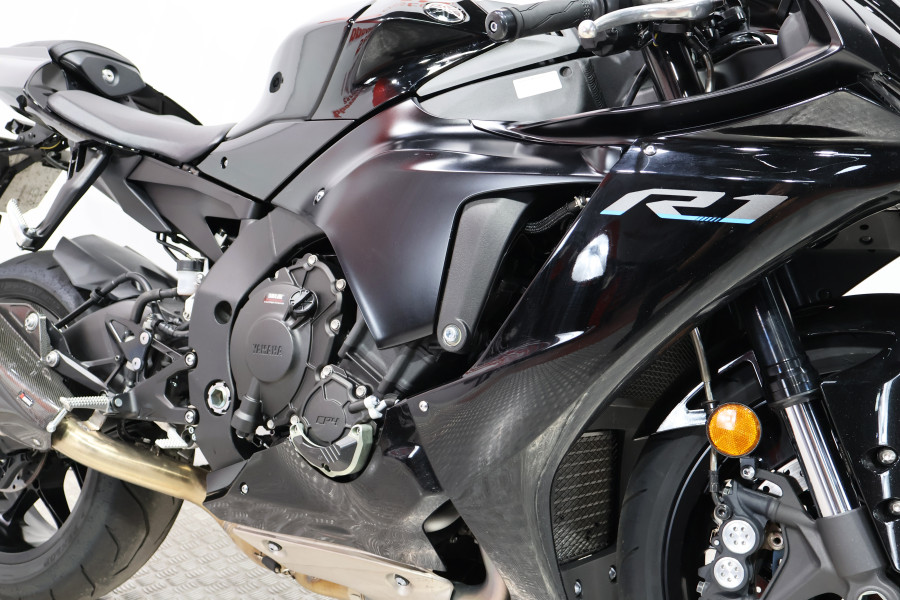 Imagen 12 de Yamaha YZF R1 Gasolina 200 CV
