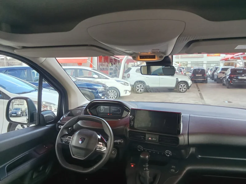 Imagen de Peugeot Rifter