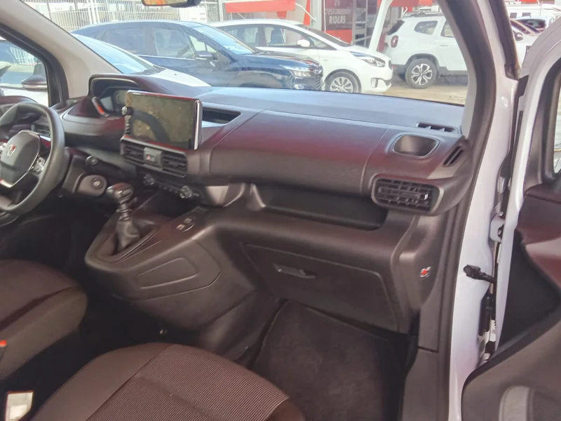 Imagen de Peugeot Rifter