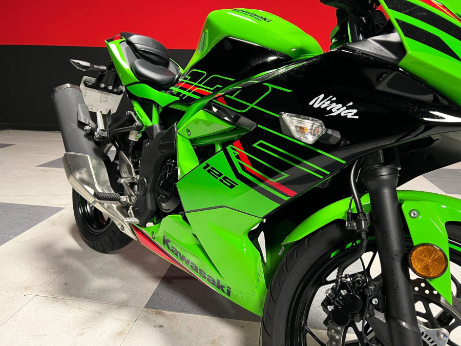 Imagen 12 de KAWASAKI NINJA 125 Gasolina 15 CV