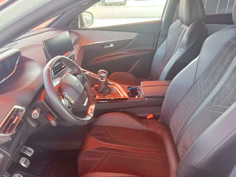 Imagen de Peugeot 5008