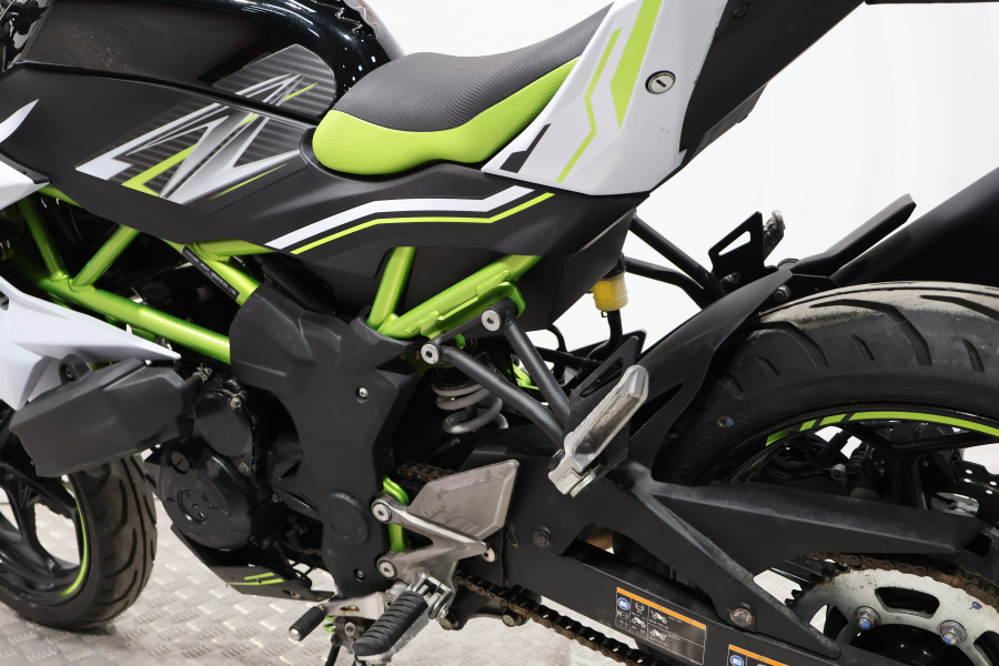 Imagen 16 de KAWASAKI Z 125 Gasolina 15 CV