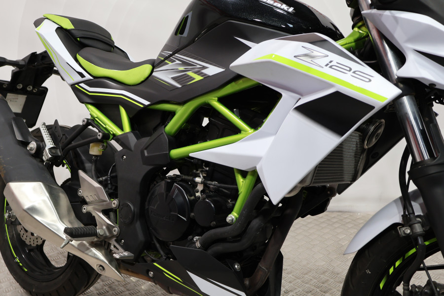 Imagen 12 de KAWASAKI Z 125 Gasolina 15 CV
