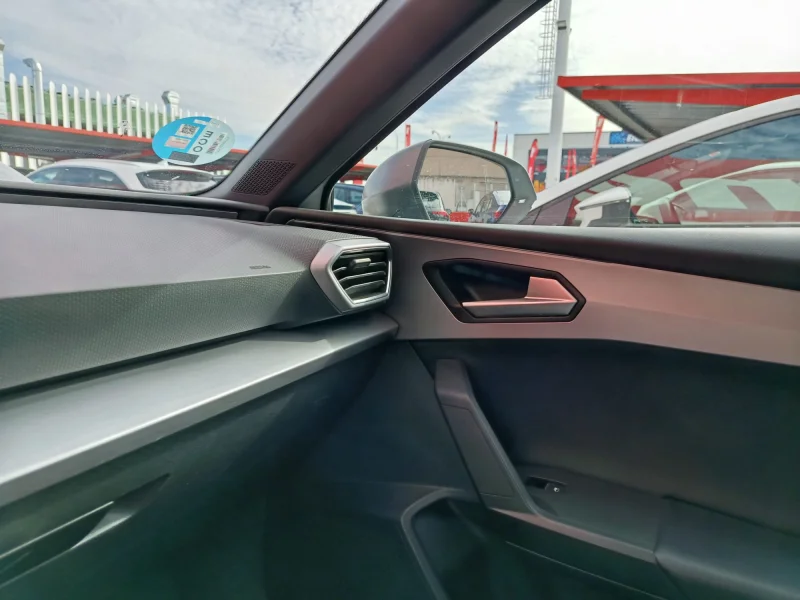 Imagen de SEAT León