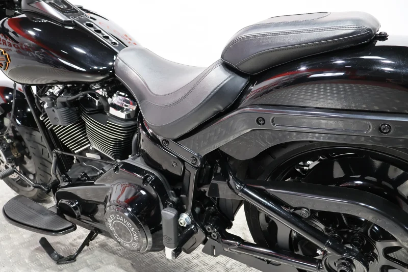 Imagen de Harley Davidson FAT BOY 114