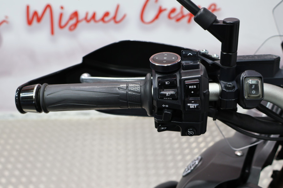 Imagen 8 de Yamaha  XT 1200 Z SUPER TENERE Gasolina 111 CV