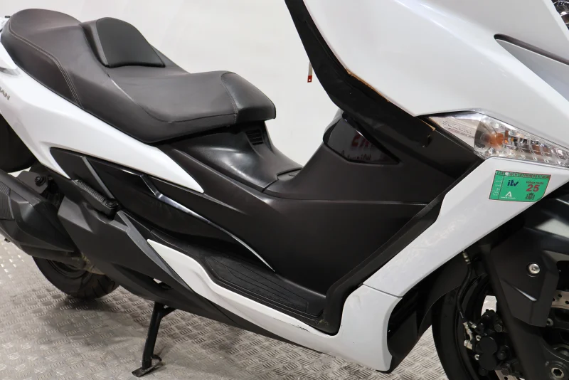 Imagen de Suzuki BURGMAN 400