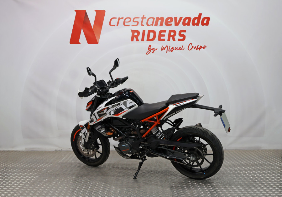 Imagen 10 de Ktm 125 Duke Gasolina 15 CV
