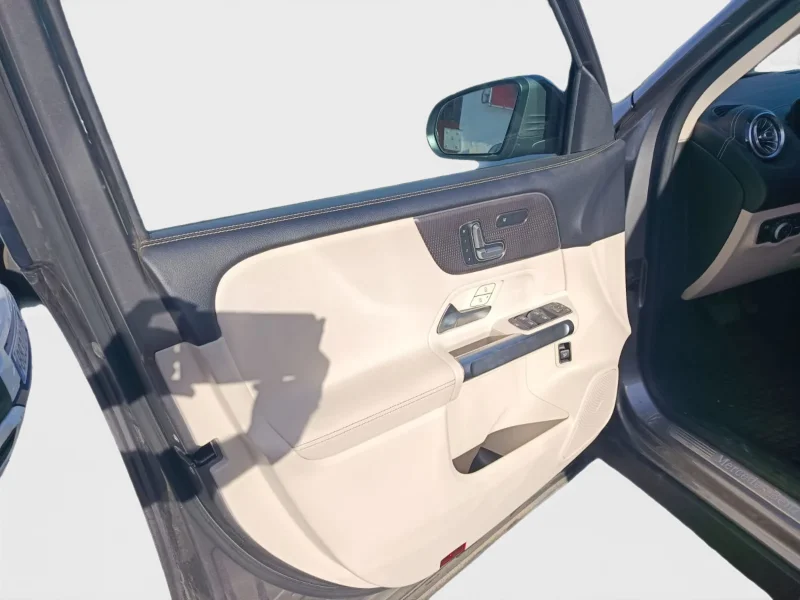 Imagen de mercedes-benz GLB