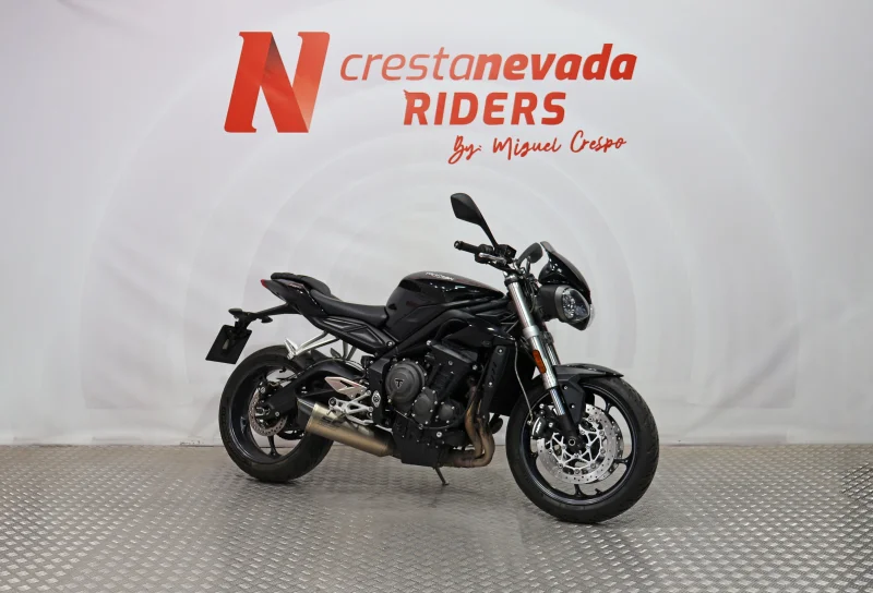 Imagen de Triumph STREET TRIPLE S