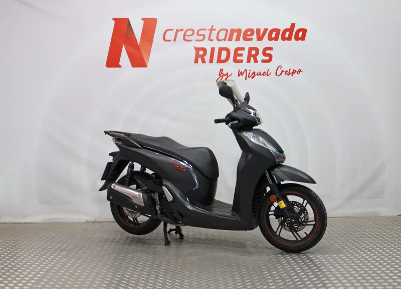 Imagen de Honda SH 300
