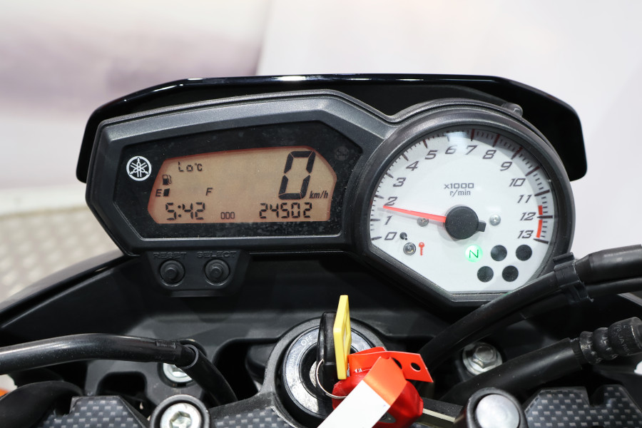 Imagen 2 de Yamaha FZ8 Gasolina 106 CV