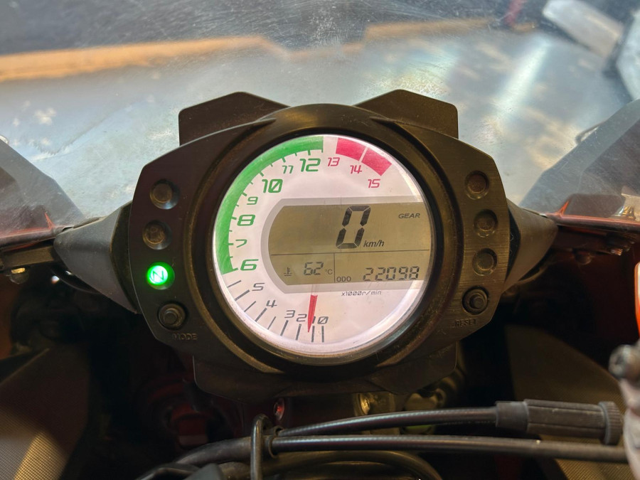 Imagen 2 de KAWASAKI Ninja ZX 10R Gasolina 188 CV