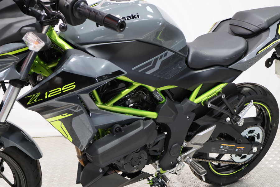 Imagen 12 de KAWASAKI Z 125 Gasolina 15 CV