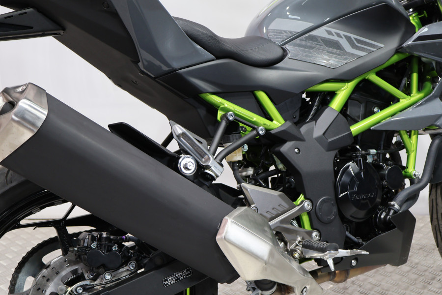 Imagen 14 de KAWASAKI Z 125 Gasolina 15 CV