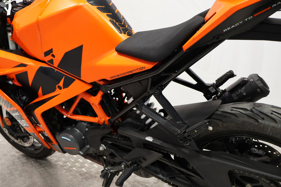 Imagen 14 de Ktm RC 125 Gasolina 15 CV
