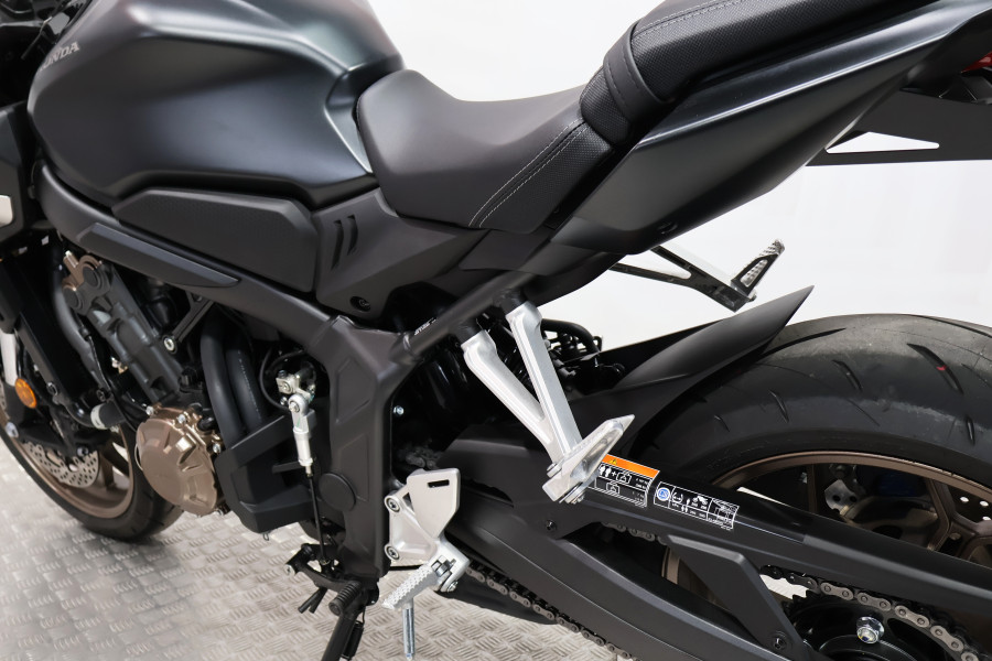 Imagen 14 de Honda CB 650 R Gasolina 95 CV