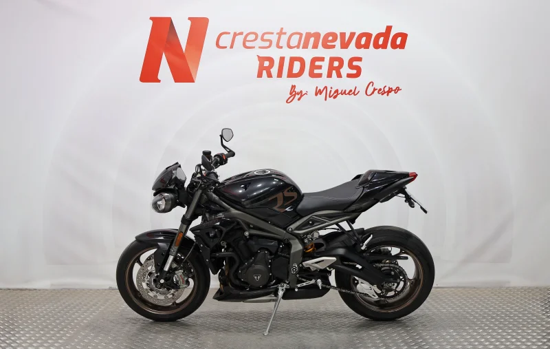 Imagen de Triumph STREET TRIPLE RS