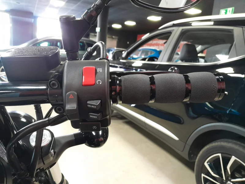 Imagen de Yamaha XV950R BOLT RACER