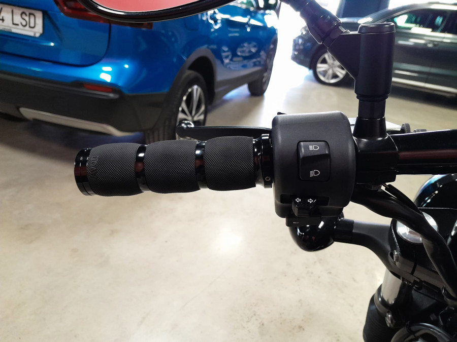 Imagen 8 de Yamaha XV950R BOLT RACER Gasolina 48 CV