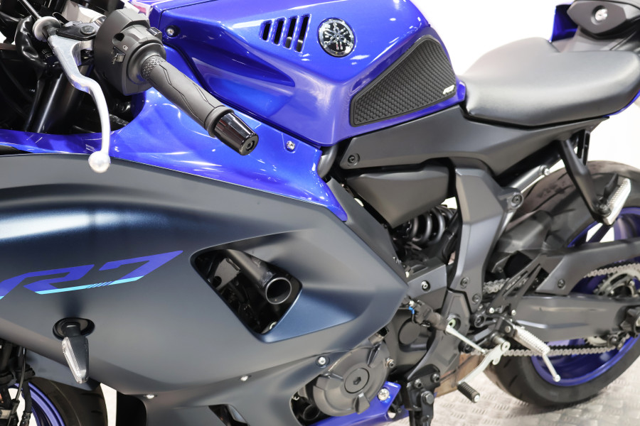 Imagen 13 de Yamaha R7 Gasolina 73 CV