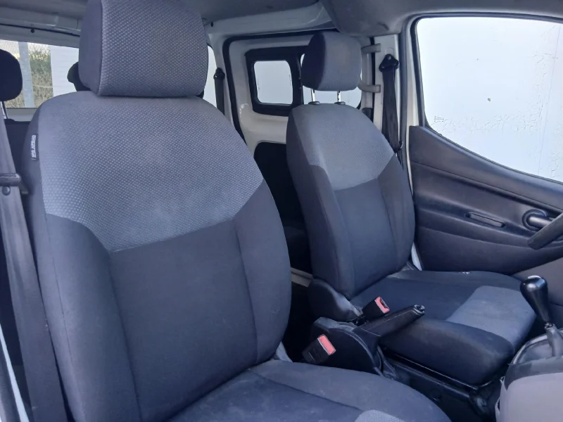 Imagen de NISSAN NV200