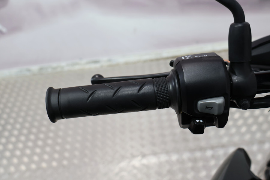 Imagen 8 de Honda CB 125 F Gasolina 11 CV