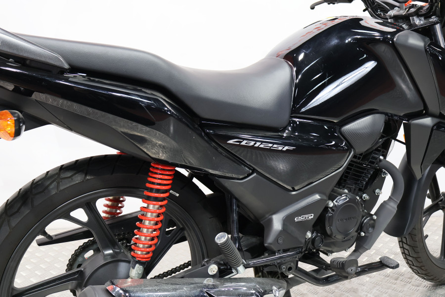 Imagen 15 de Honda CB 125 F Gasolina 11 CV
