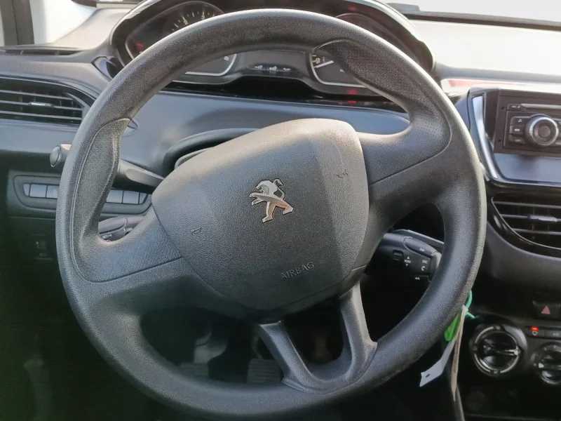 Imagen de Peugeot 208