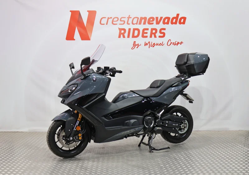 Imagen de Yamaha TMAX 560 TECH MAX