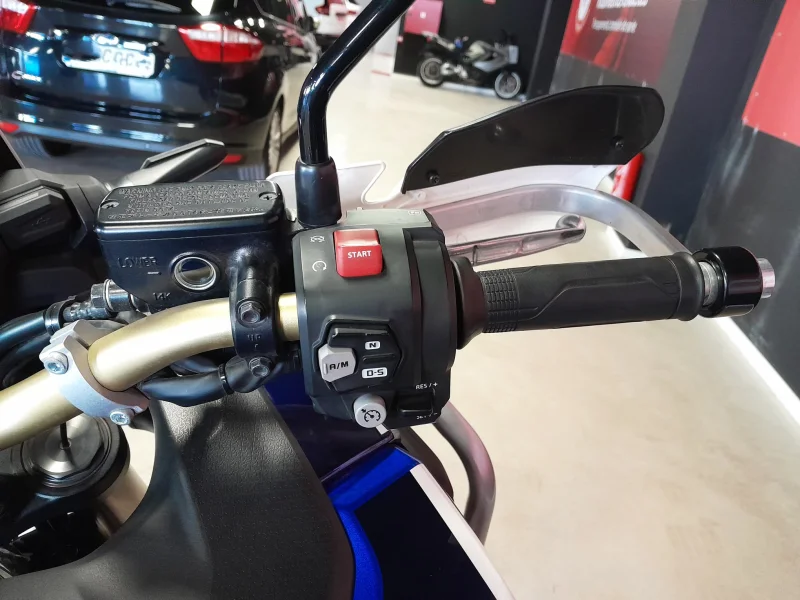 Imagen de Honda AFRICA TWIN ADVENTURE SPORT 