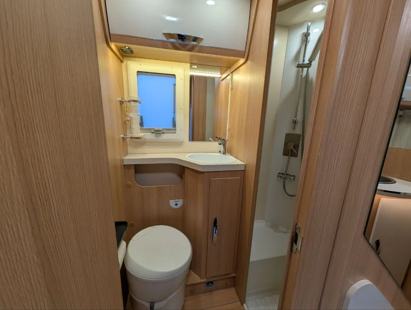 Imagen de Fiat McLouis Nevis 322