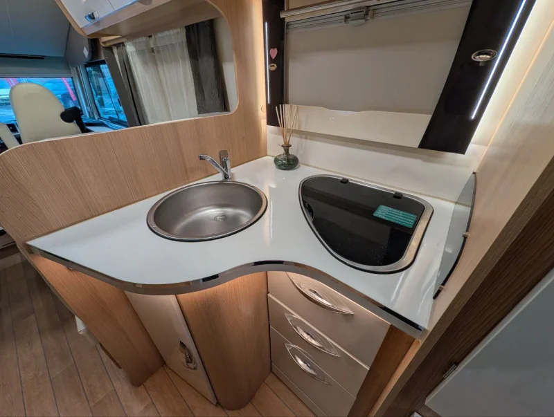 Imagen de Fiat McLouis Nevis 322