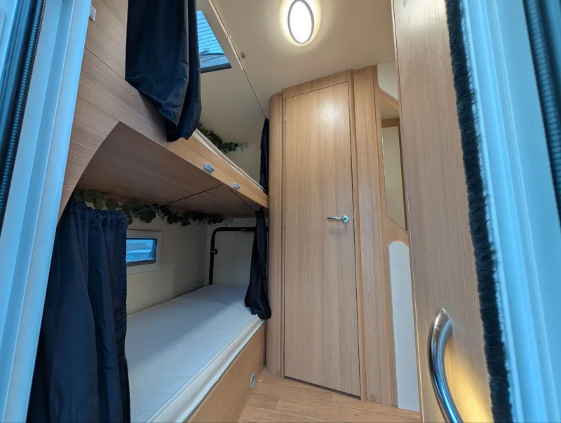 Imagen de Fiat McLouis Nevis 322