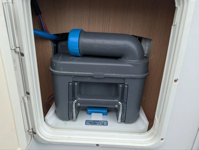 Imagen de Fiat McLouis Nevis 322