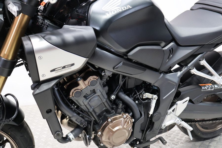 Imagen 13 de Honda CB 650 R E-CLUTCH Gasolina 95 CV